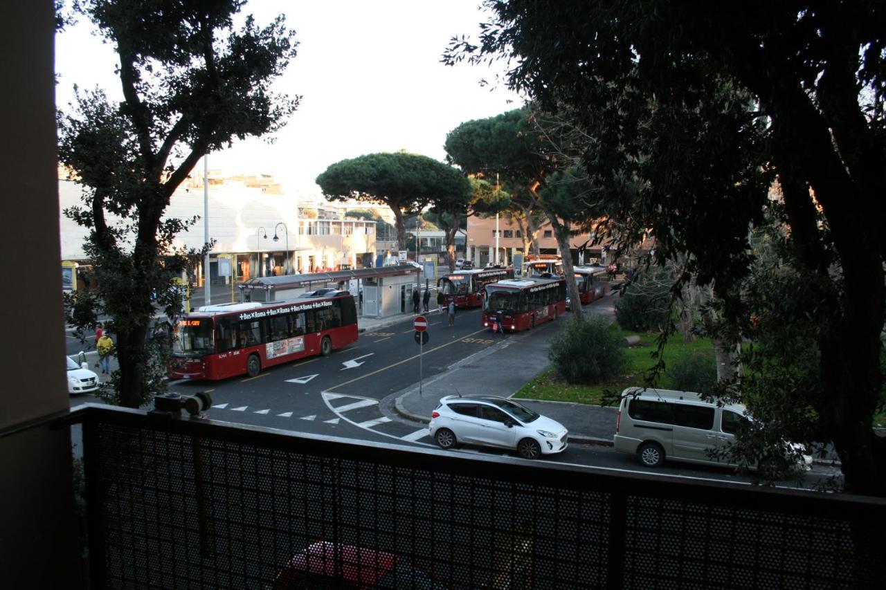 Pepe Home Lido Di Roma ลิโด ดิ ออสเตีย ภายนอก รูปภาพ